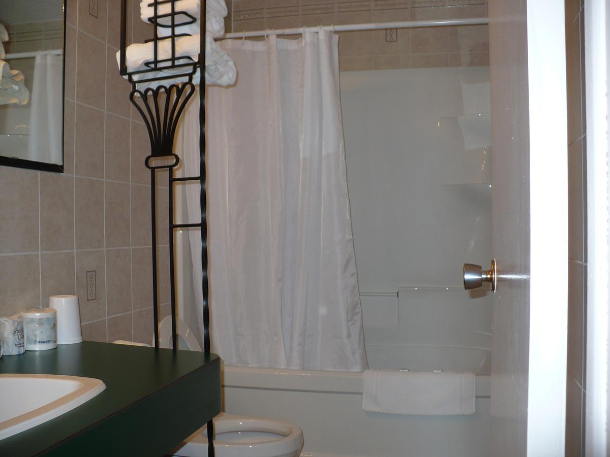 Sheridan Lawrence M Hotel Fort Vermilion 外观 照片